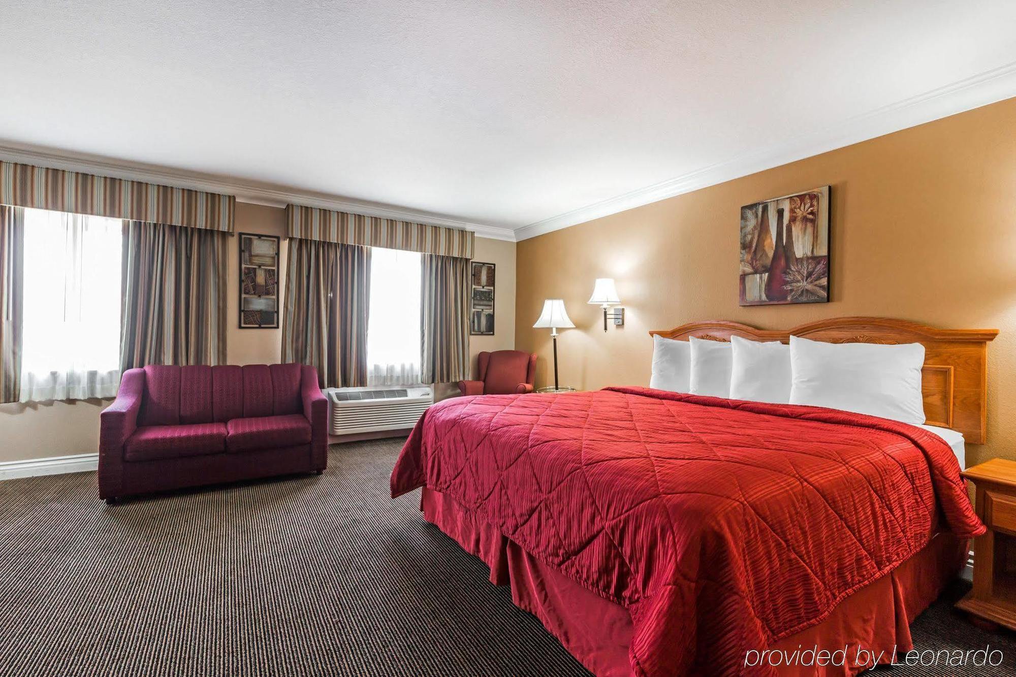 Quality Inn & Suites Atlanta Airport South College Park Exterior photo